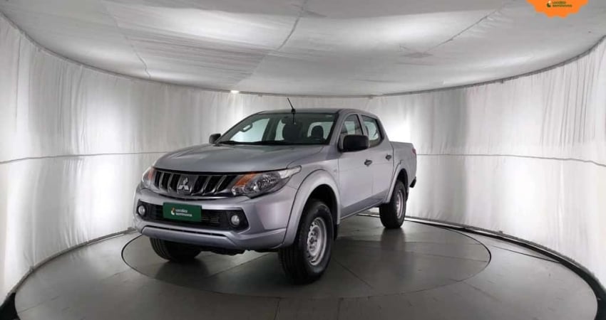 Mitsubishi L200 triton 2023 2.4 16v turbo diesel gls cd 4x4 automático