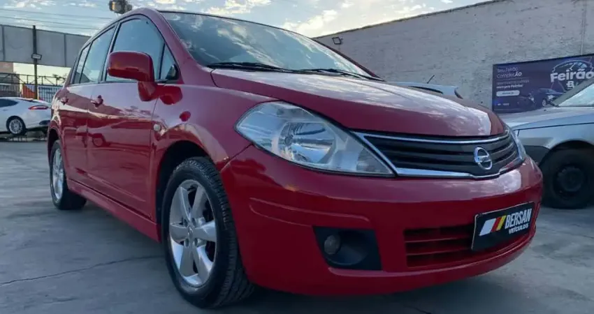 NISSAN TIIDA 18SL FLEX 2013