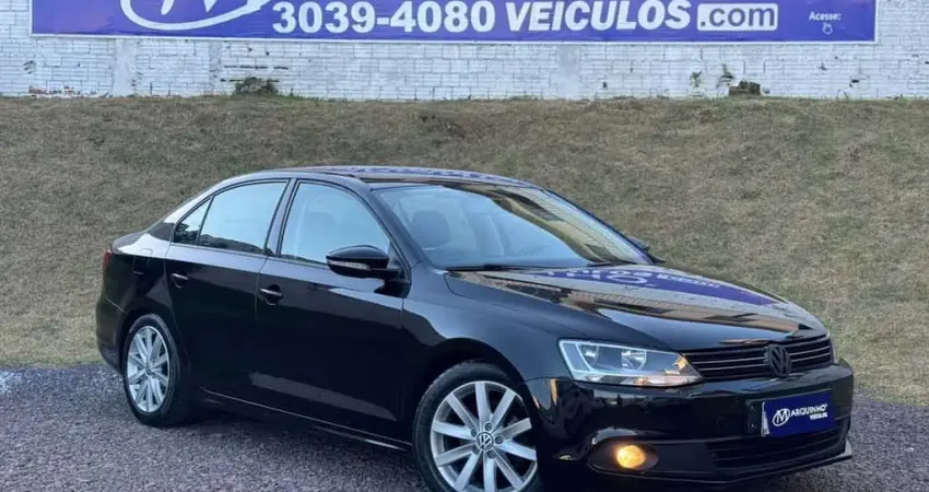 VOLKSWAGEN JETTA 2.0 2014