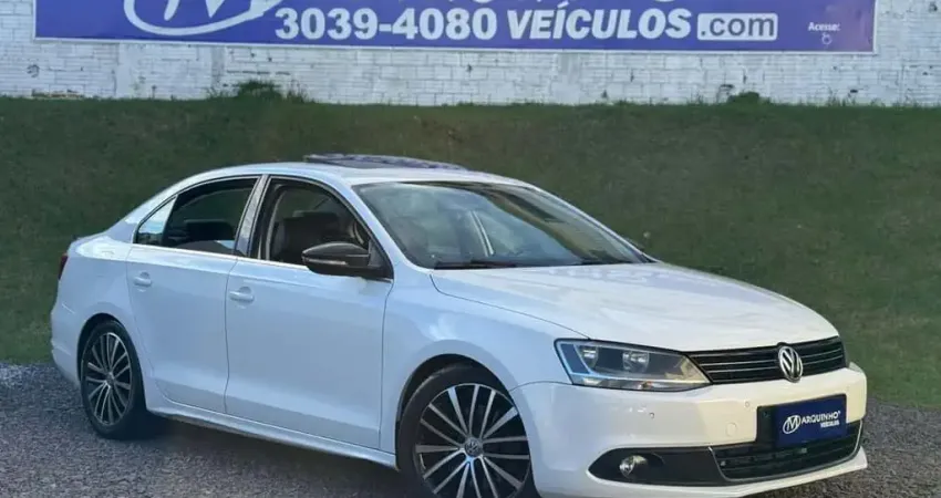 VOLKSWAGEN JETTA HIGHLINE 2.0 TSI 16V 4P TIPTRONIC 2012