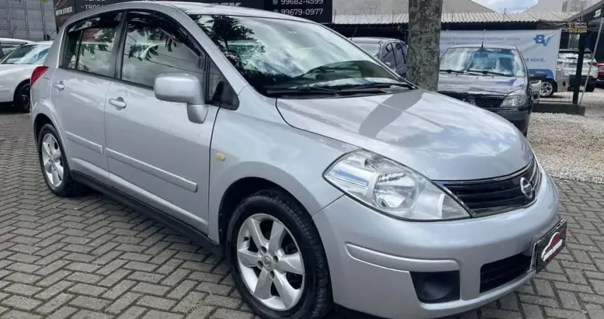 NISSAN TIIDA 18S FLEX 2012