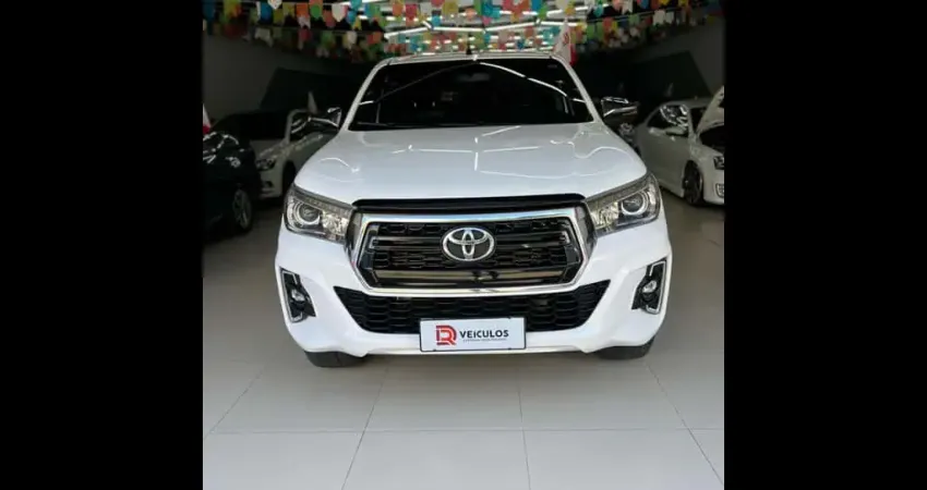 TOYOTA HILUX CD SRX 4x4 2.8 TDI 16V Diesel Aut.