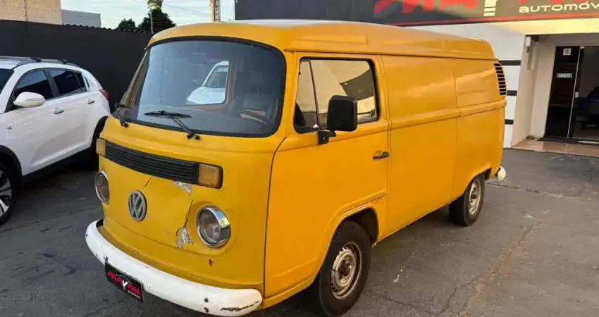 VOLKSWAGEN KOMBI FURGAO 1.6 4P 2005