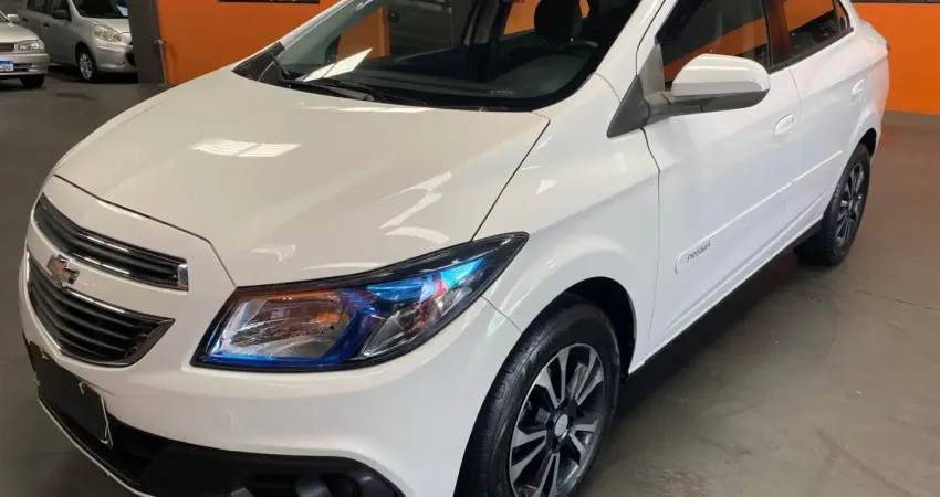Prisma LT 1.4 automático 2014