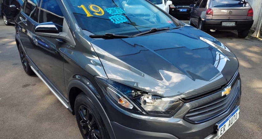 Chevrolet Onix Flex Automático