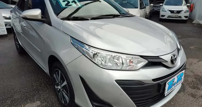 Toyota Yaris Flex Automático