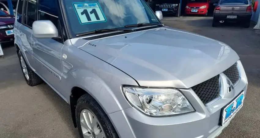 Mitsubishi Pajero TR4 Flex Manual