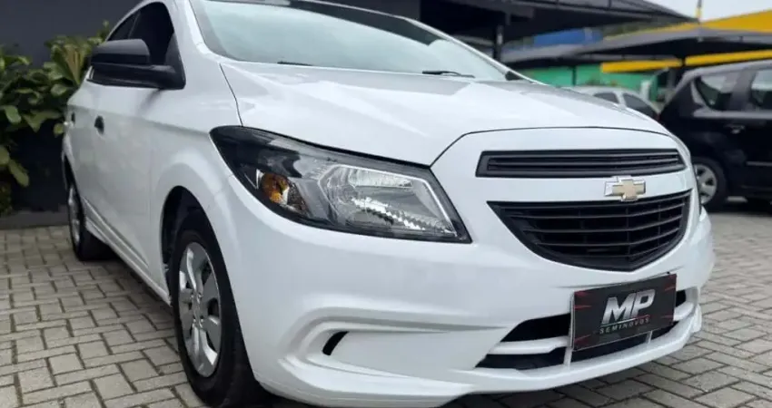 Chevrolet Onix HATCH Joy 1.0 8V Flex 5p Mec.  - Branca - 2018/2019