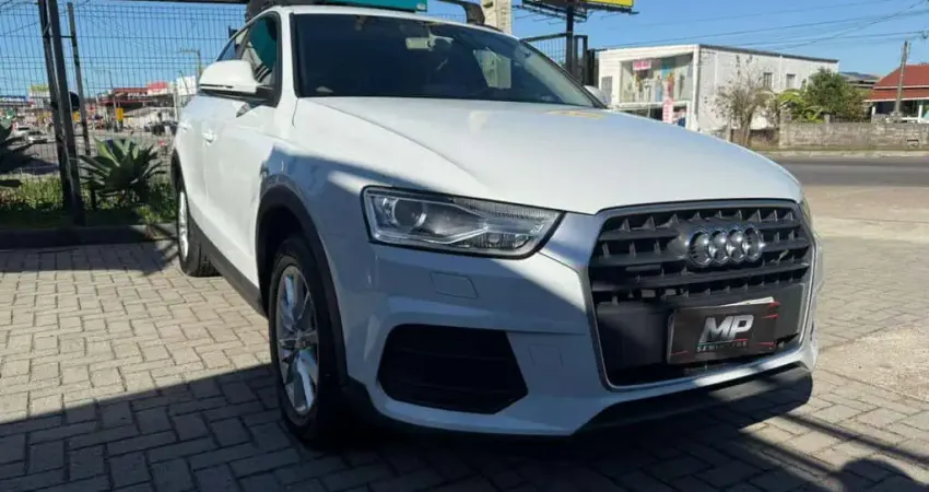 Audi Q3 2.0 TFSI Quat. 170/180cv S-tronic 5p  - Branca - 2015/2016