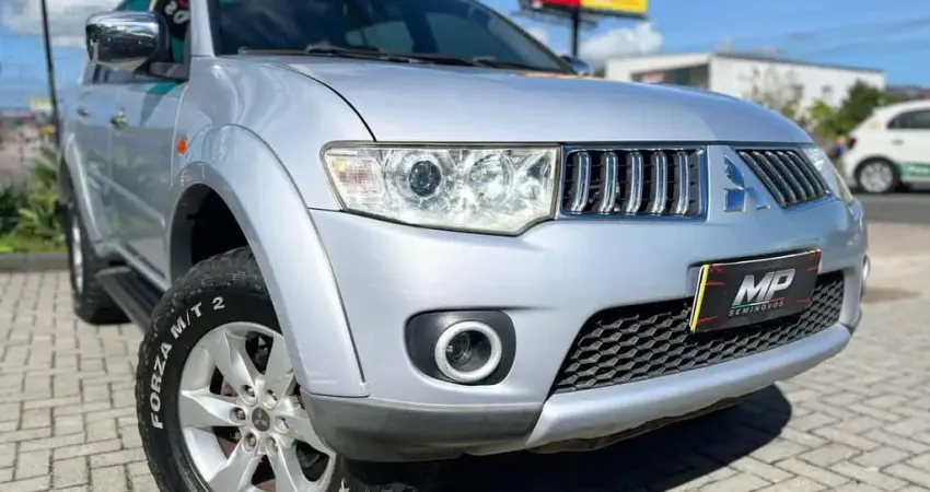 Mitsubishi Pajero DAKAR/HPE 3.5 4x4 Flex 5p Aut.  - Prata - 2012/2013