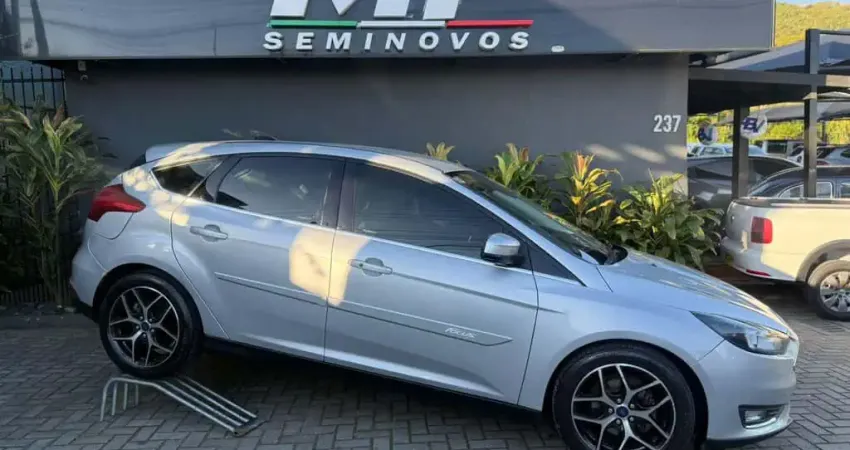 Ford Focus TITA/TITA Plus 2.0  Flex 5p Aut.  - Prata - 2015/2016