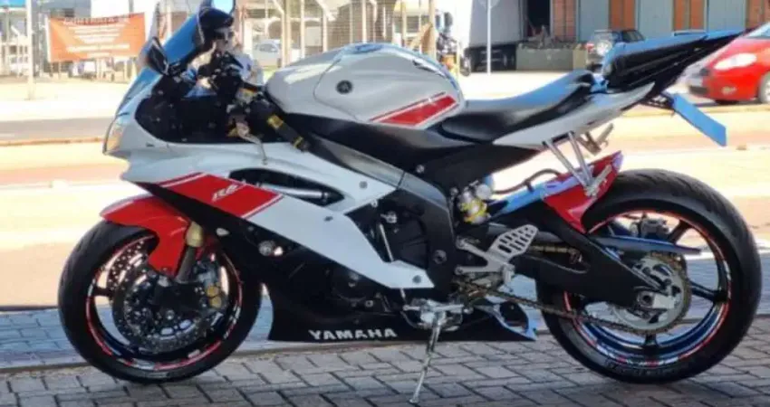 YZF 600 cc  2008 YAMAHA