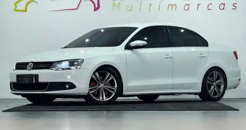 VOLKSWAGEN JETTA 2.0T 2014