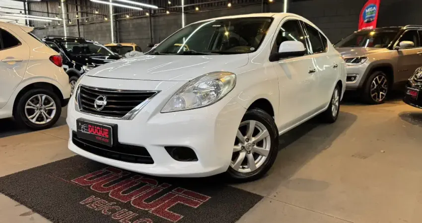 NISSAN VERSA SL 1.6 FLEX 2014
