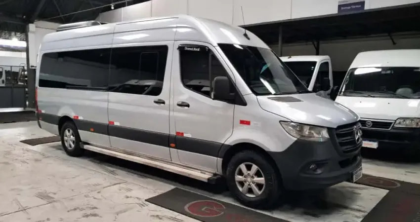 MERCEDES-BENZ SPRINTER 416 T.A. E.L. 19 LUGARES EXECUTIVA PRATA