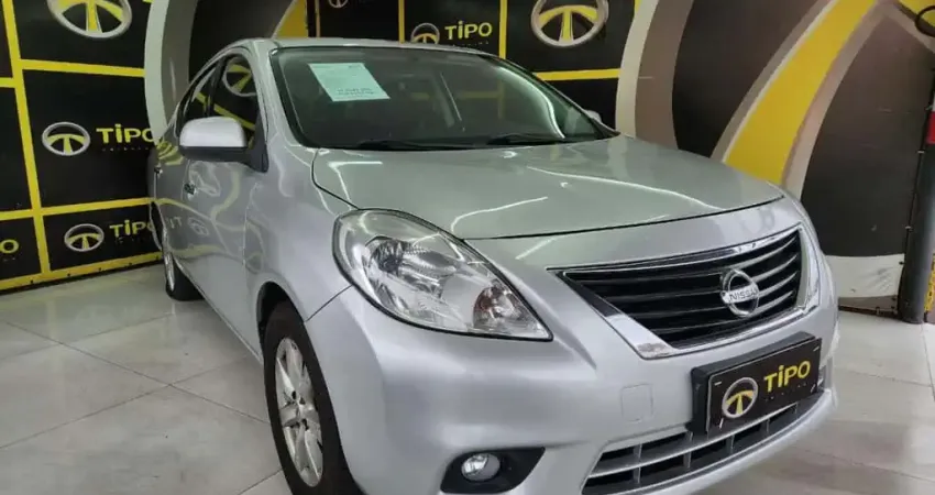 NISSAN VERSA 16SL FLEX 2013