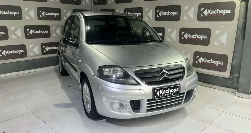 Citroën C3 GLX 1.4/ GLX Sonora 1.4 Flex 8V 5p - Prata - 2012/2012