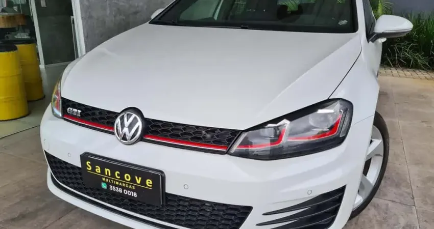 VOLKSWAGEN GOLF GTI AD 2015