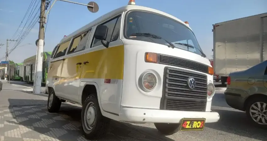 VW KOMBI  LOTACAO 1.4 2010