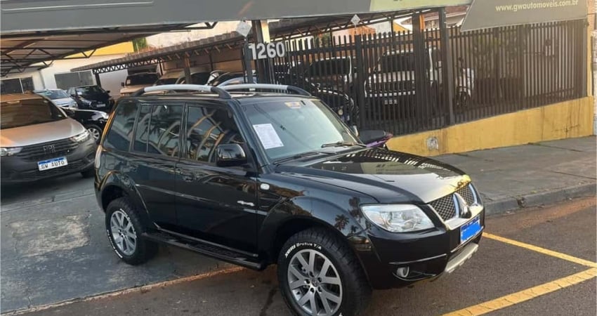 Mitsubishi Pajero TR4 2.0 4x4 Flex Automático 2015