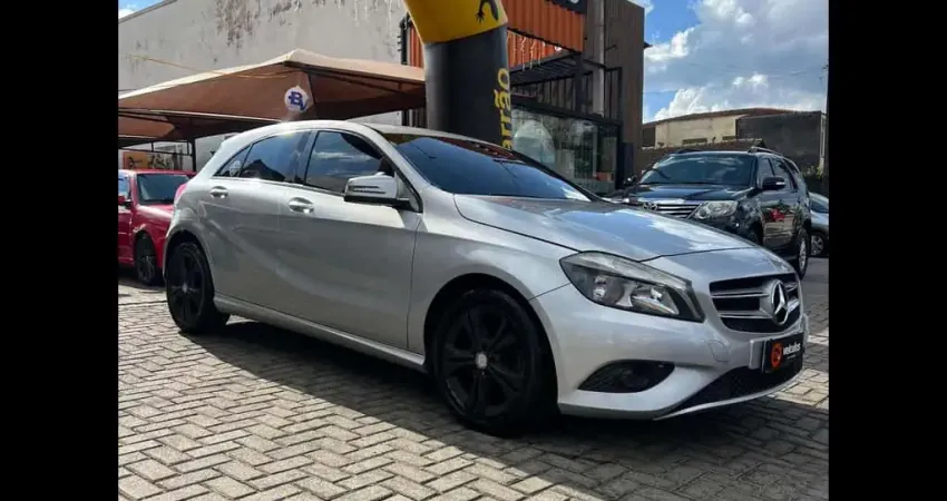 MERCEDES-BENZ A 200 1.6 TURBO URBAN 16V 2014