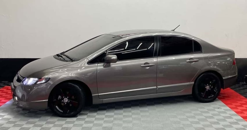 Civic Sedan LXS 1.8/1.8 Flex 16V Aut. 4p