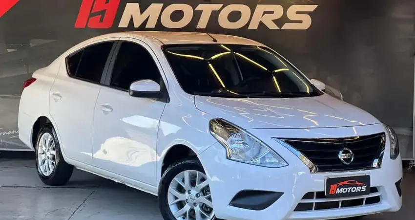 NISSAN VERSA 16SV CVT 2018