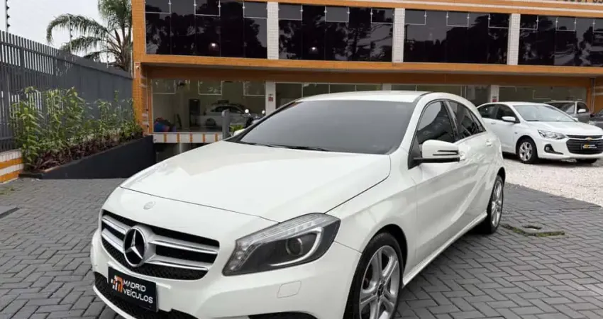 MERCEDES-BENZ A200TURBO 2014