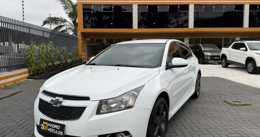 CHEVROLET CRUZE LT HB 2013