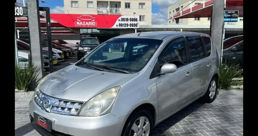 NISSAN LIVINA SL 1.8 AUT.