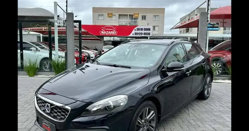 VOLVO V40 T-5 CROSS COUNTRY 2.0.