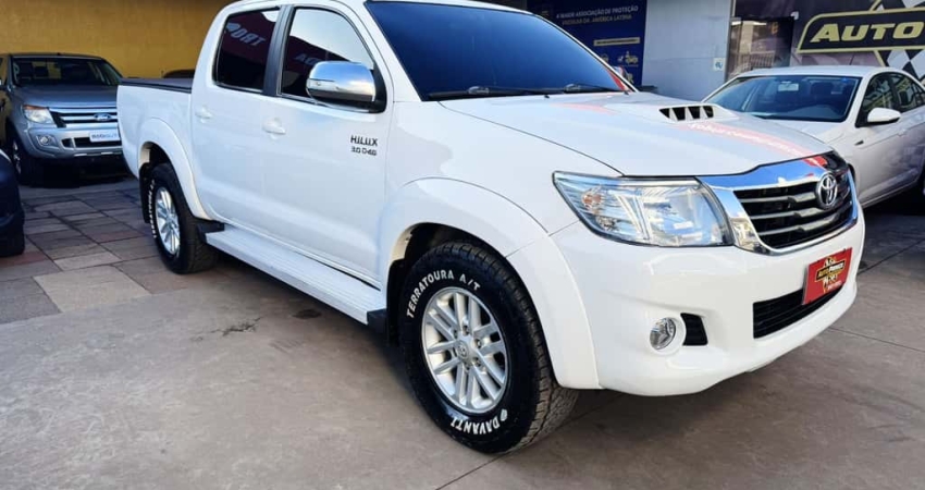 TOYOTA HILUX 3.0 SRV 4X4 CD 8V TURBO 4P