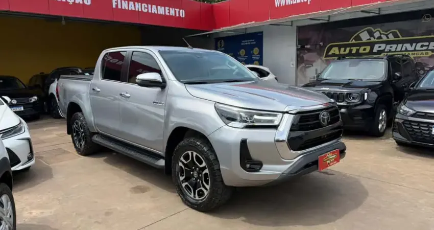 TOYOTA HILUX 2.8 TDI SRX PLUS CD 4X4 4P