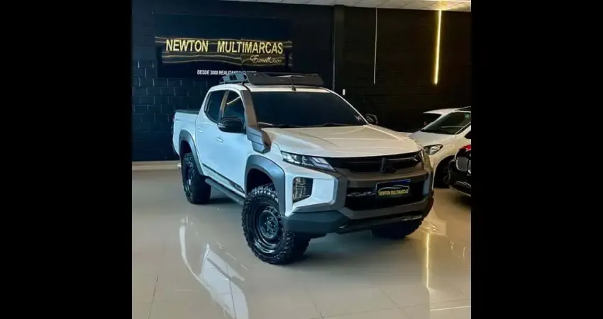 L200 Triton Savana 2.4 4x4 Die. Aut.