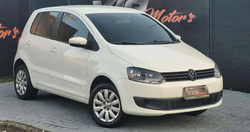 VOLKSWAGEN FOX 1.6 (G2) (TREND) 4P 2014