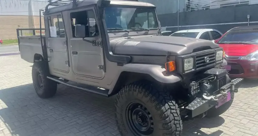 TOYOTA BANDEIRANTE 1983