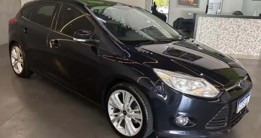 Focus Hatch 1.6 SE Plus - Flex - 2015