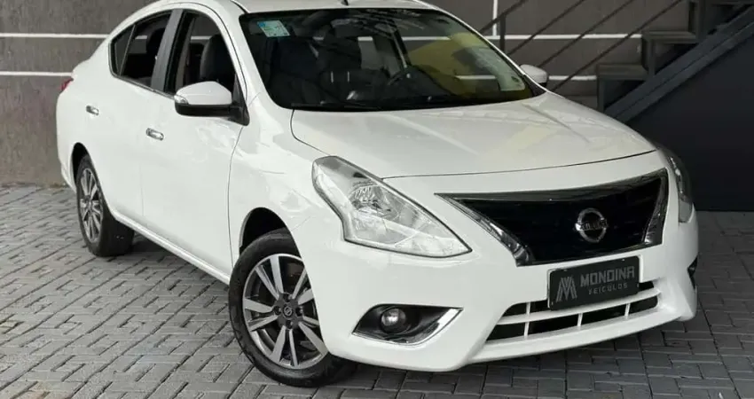 NISSAN VERSA 16SL CVT 2020