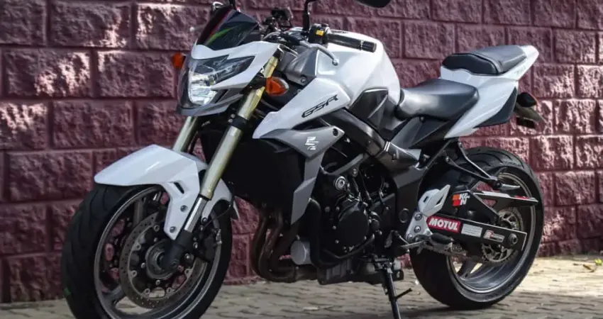Suzuki Gsr 750 2015