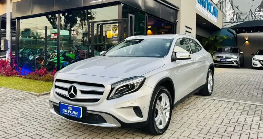MERCEDES-BENZ GLA200FF 2017