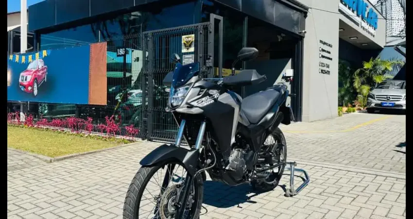 HONDA XRE 300 SAHARA 2025