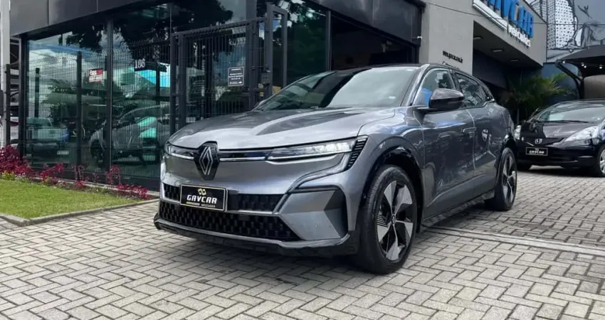 RENAULT MEGANE E-TECH 2024
