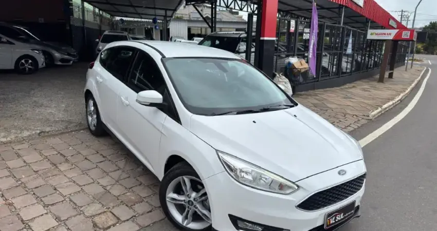FORD - FOCUS 1.6 SE FLEX MANUAL - 2017