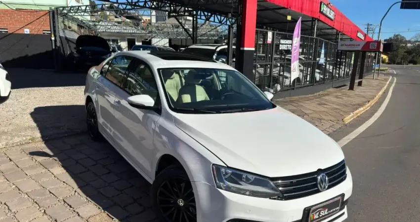 VW - JETTA 2.0 COMFORTLINE FLEX AUTOMATICO - 2015