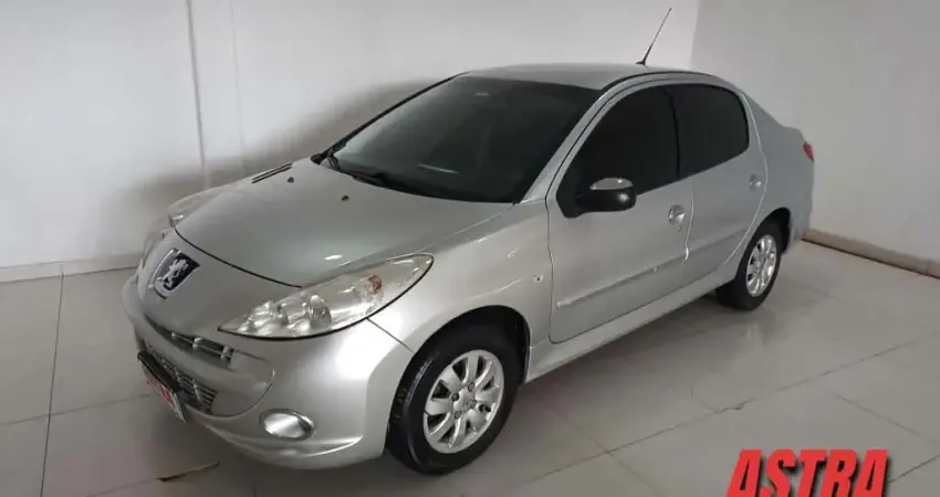 PEUGEOT 207 SEDAN PASSION XR-SPORT 1.4 8V FLEX 4P 2013