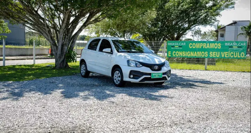 Toyota ETIOS X 1.3 Flex 16V 5p Aut.