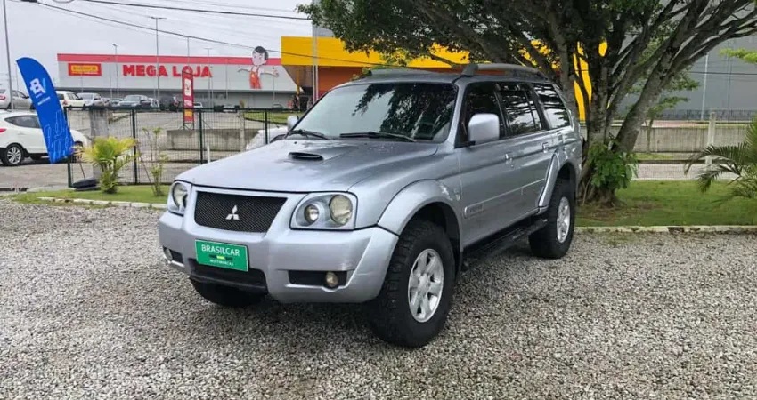 Mitsubishi PAJERO PAJERO 2.5 SPORT HPE 4X4 DIESEL MEC.