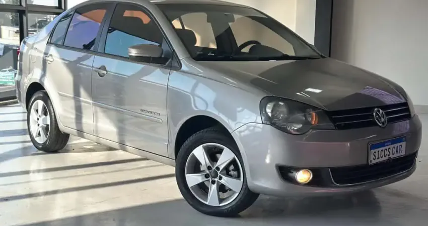 VOLKSWAGEN POLO Sed. COMFORT. 1.6 Mi Tot. Flex 8v