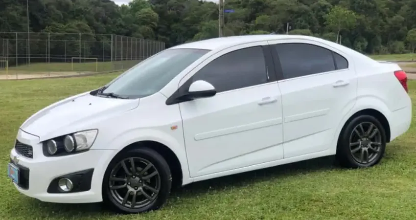 Chevrolet SONIC 1.6 LTZ SEDAN 16V FLEX 4P AUTOMÁTICO