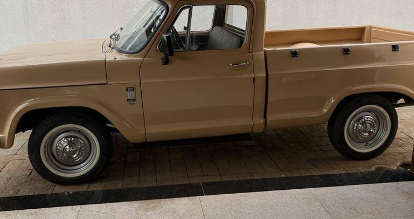 CHEVROLET C-10 à venda.